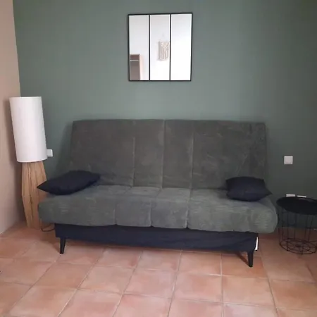 Апартаменти Pratique Et Fonctionnel - Centre D'agde *